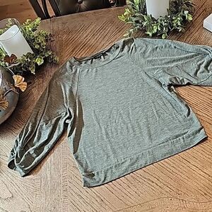 1.STATE size M green top quarter sleeve
